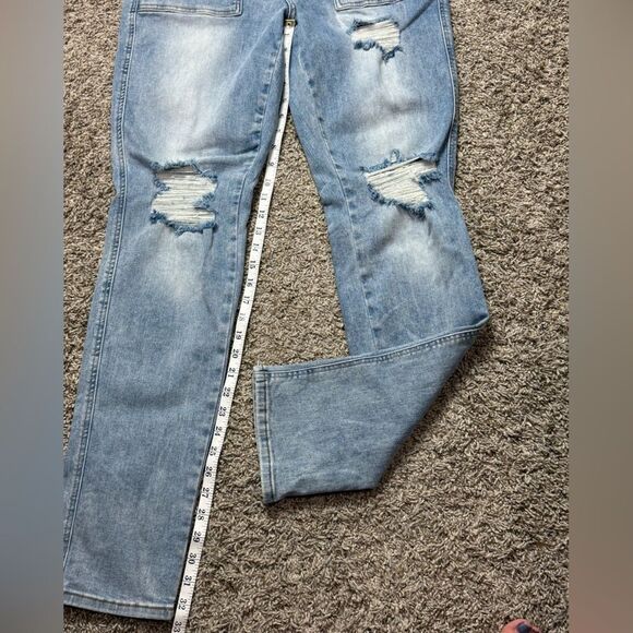 Judy Blue America Boyfriend Jeans - Picture 4 of 7